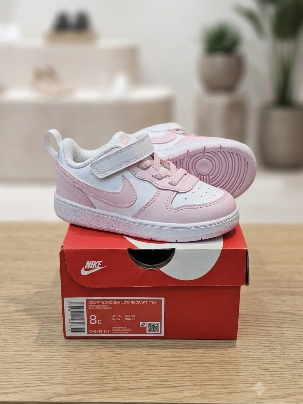 Nike Kids Pink and White Low-Top Sneakers with Hook-and-Loop Strap